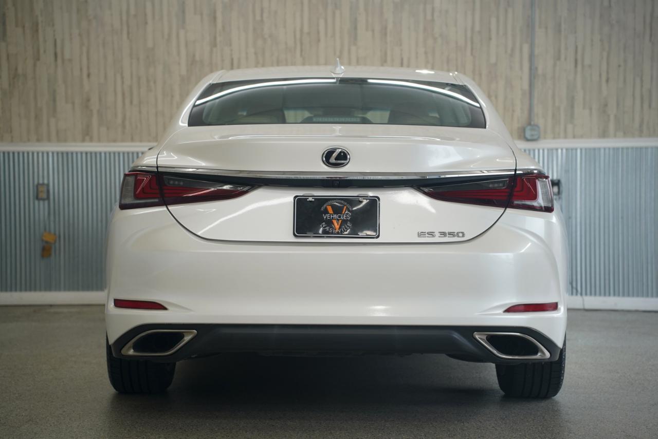 Lexus ES  2020