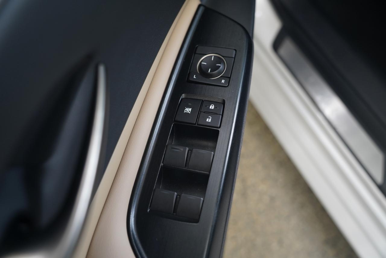 Lexus ES  2020