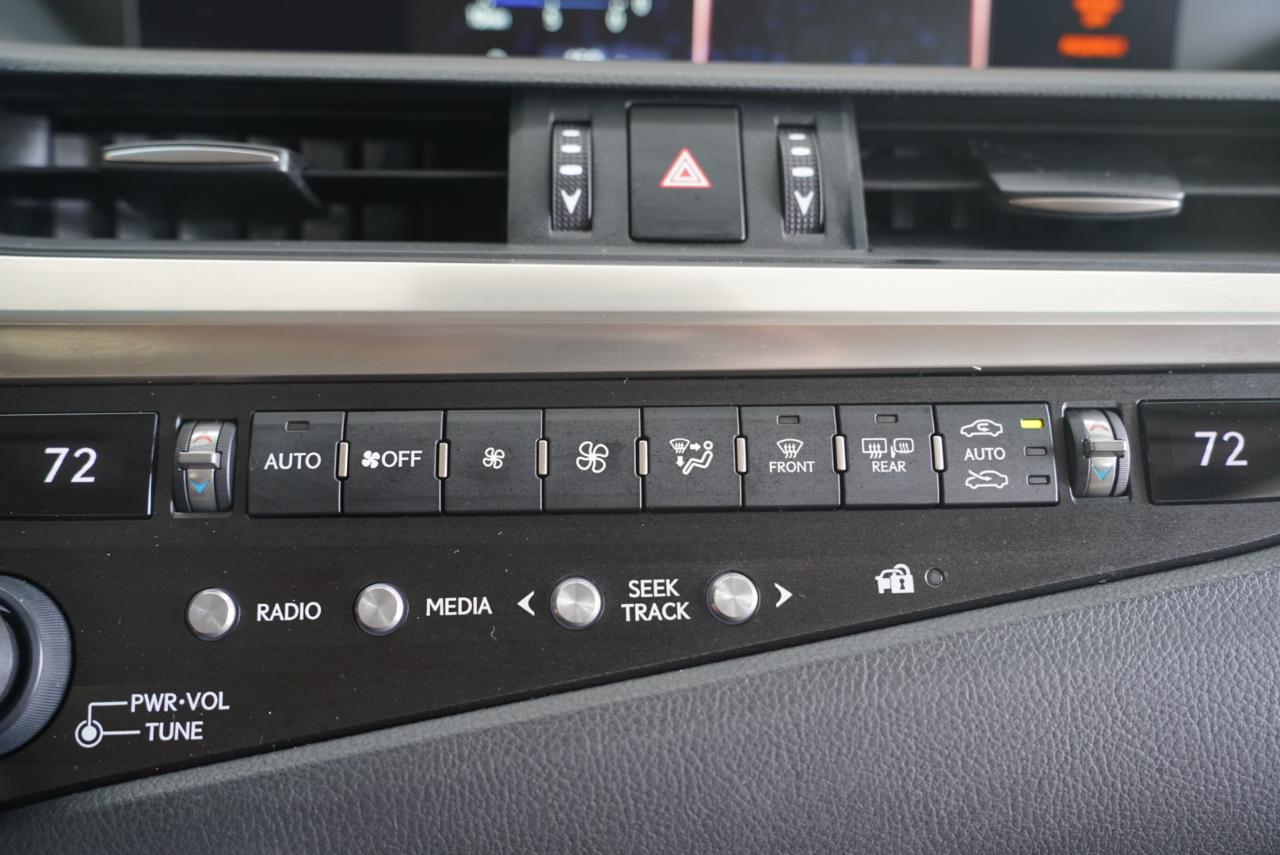 Lexus ES  2020