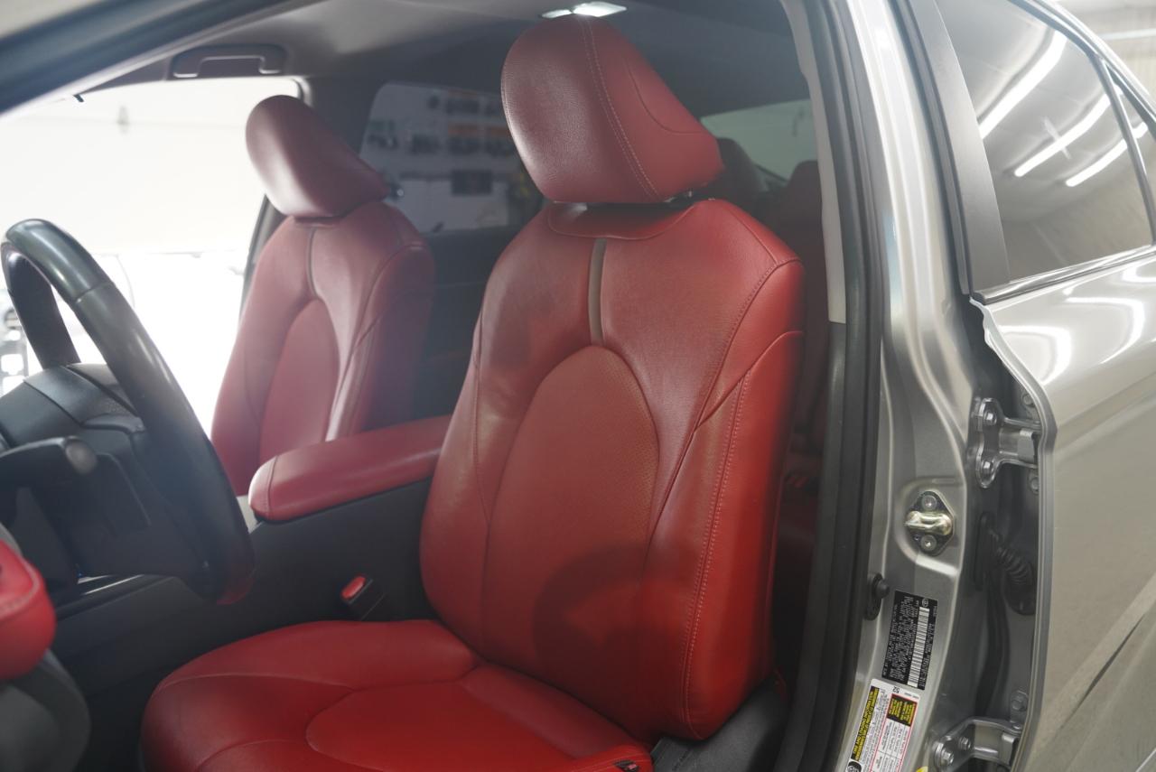 Toyota Camry SE 2019