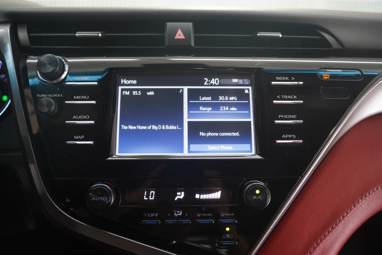 Toyota Camry SE 2019