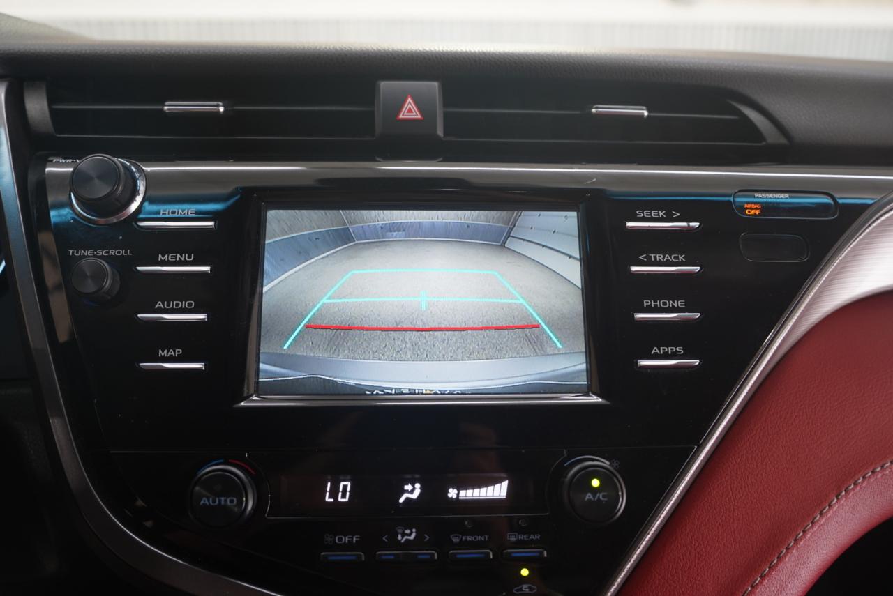 Toyota Camry SE 2019