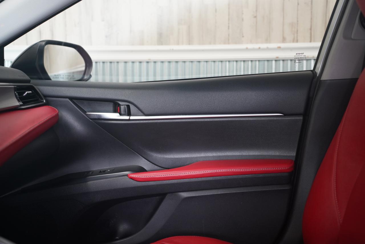 Toyota Camry SE 2019
