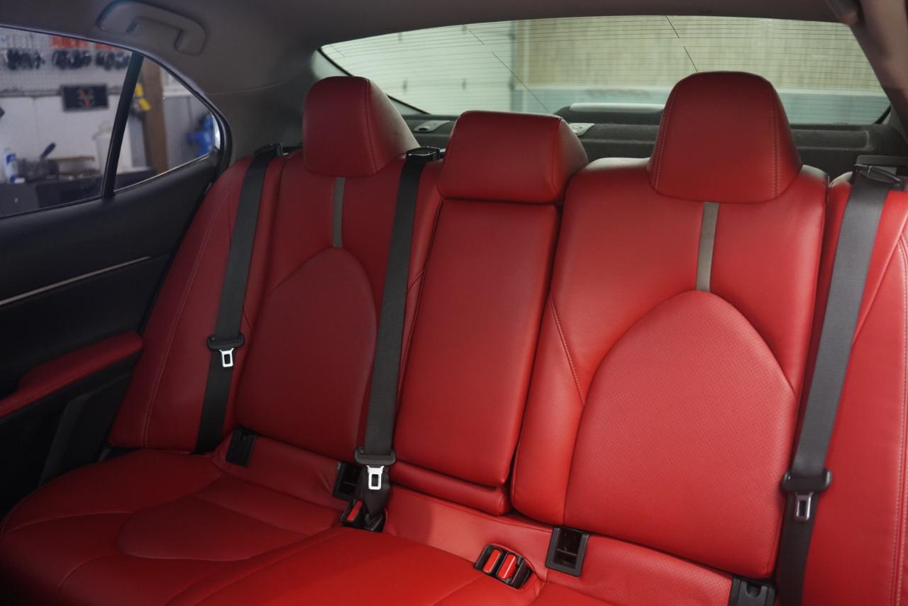 Toyota Camry SE 2019