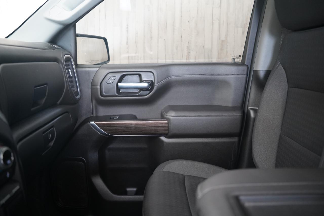 Chevrolet Silverado 1500 LTD 4WD Crew Cab 147" RST 2022