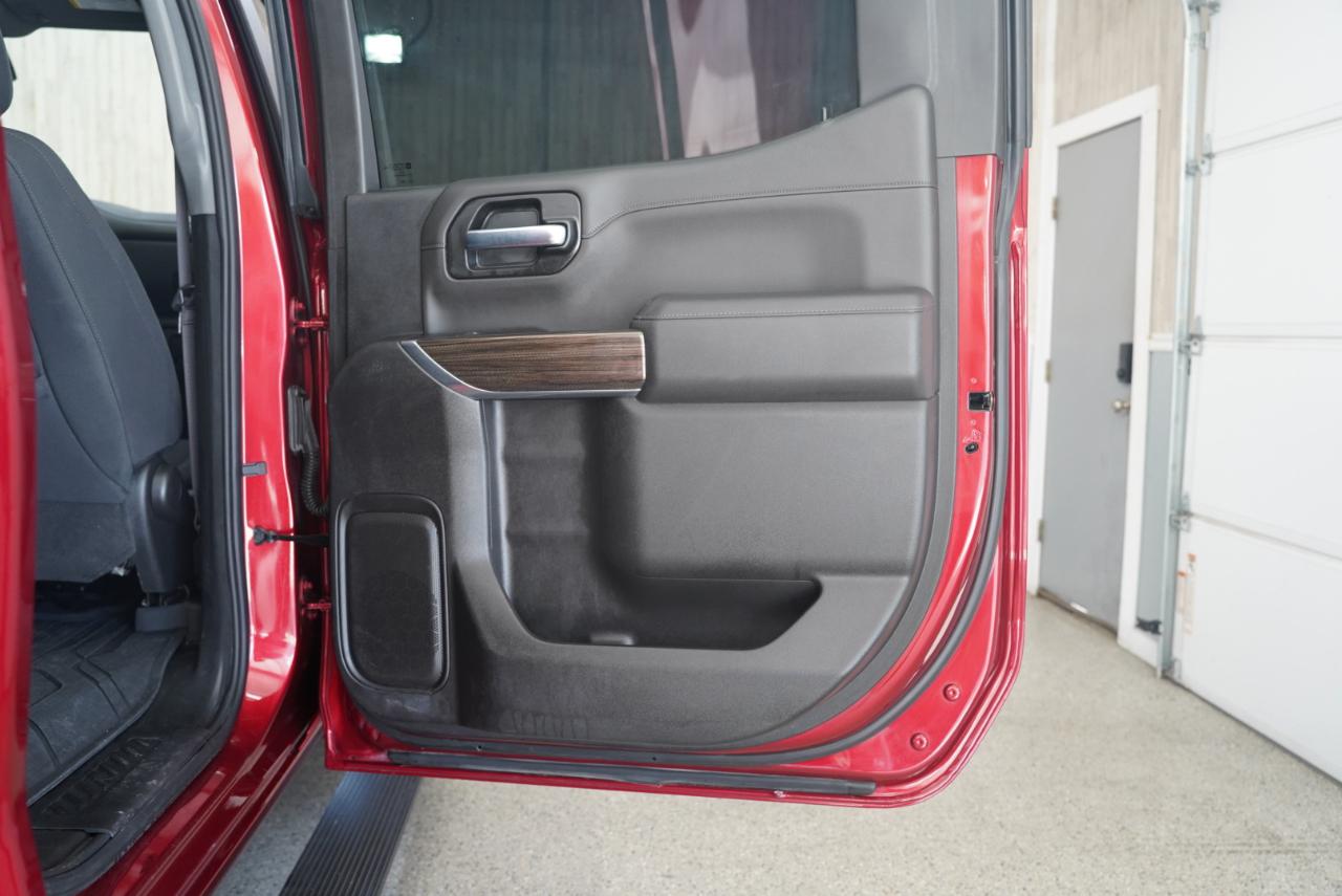 Chevrolet Silverado 1500 LTD 4WD Crew Cab 147" RST 2022