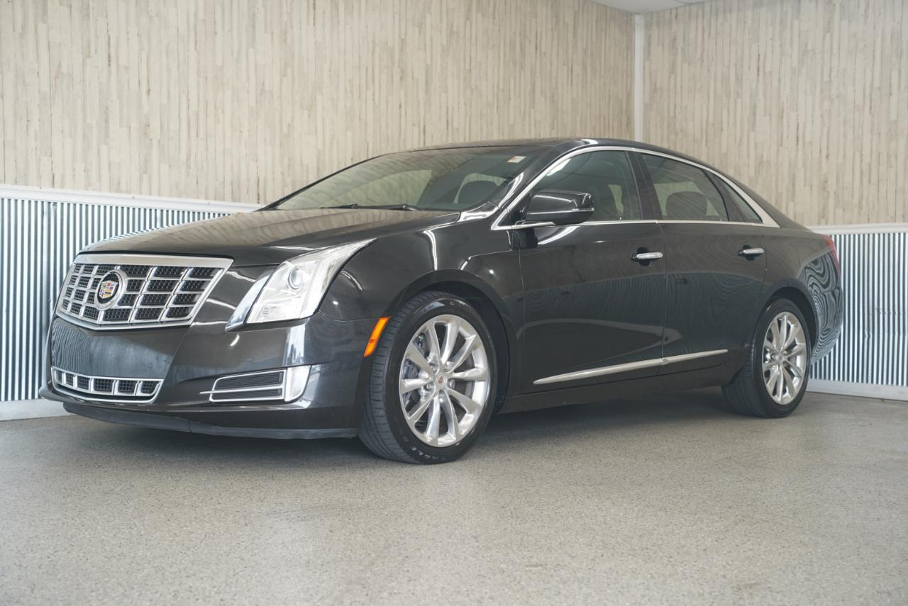 Cadillac XTS 4dr Sdn Luxury FWD 2013