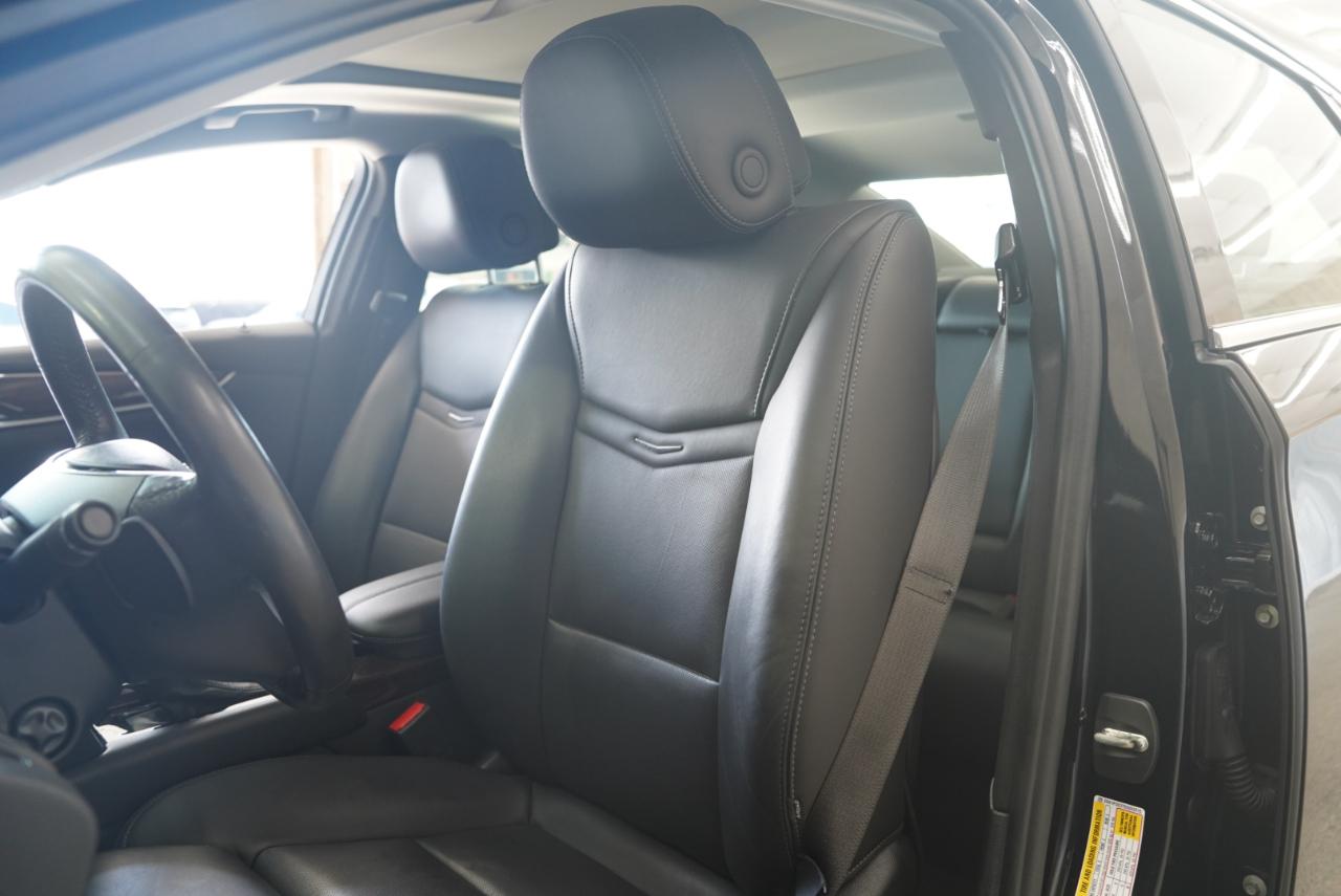 Cadillac XTS 4dr Sdn Luxury FWD 2013