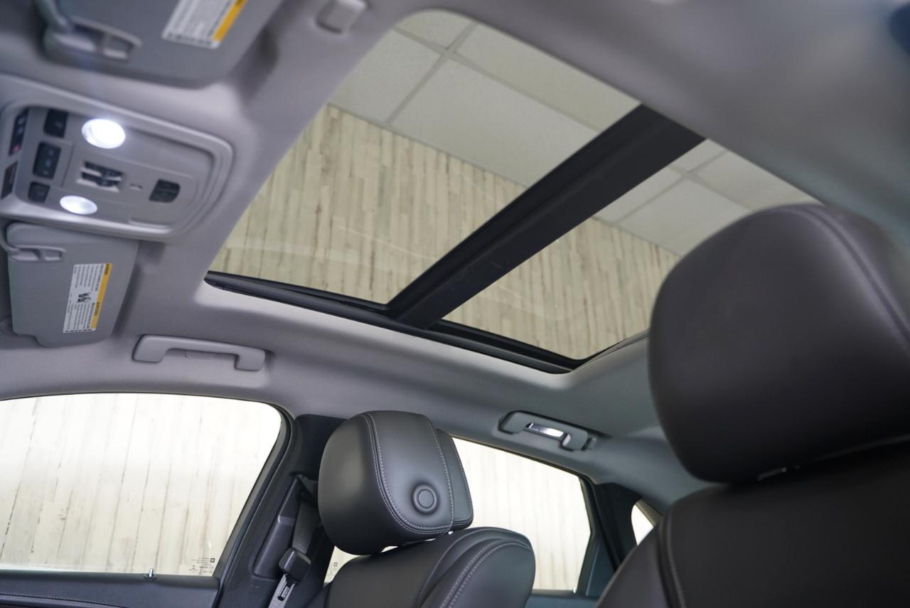 Cadillac XTS 4dr Sdn Luxury FWD 2013