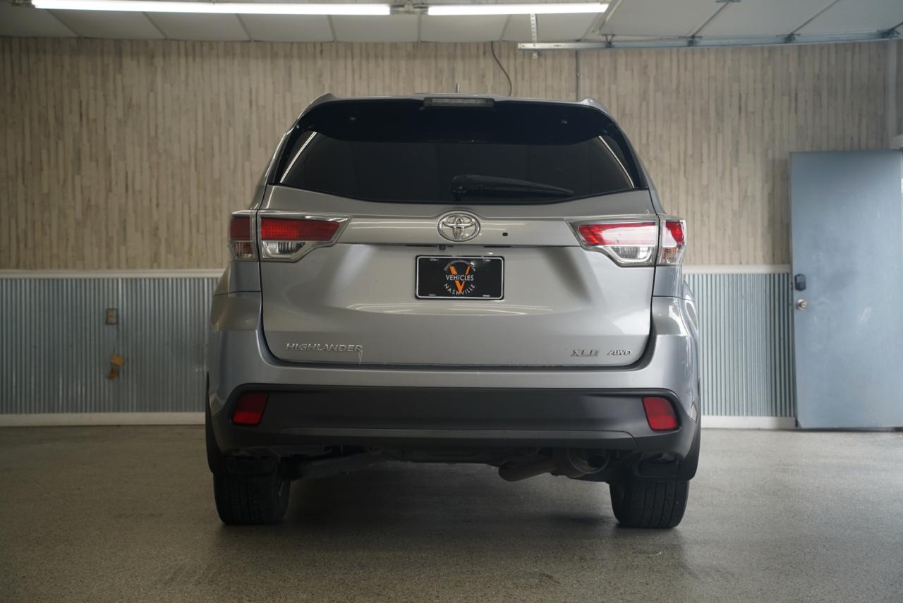 Toyota Highlander AWD 4dr V6 XLE (Natl) 2014