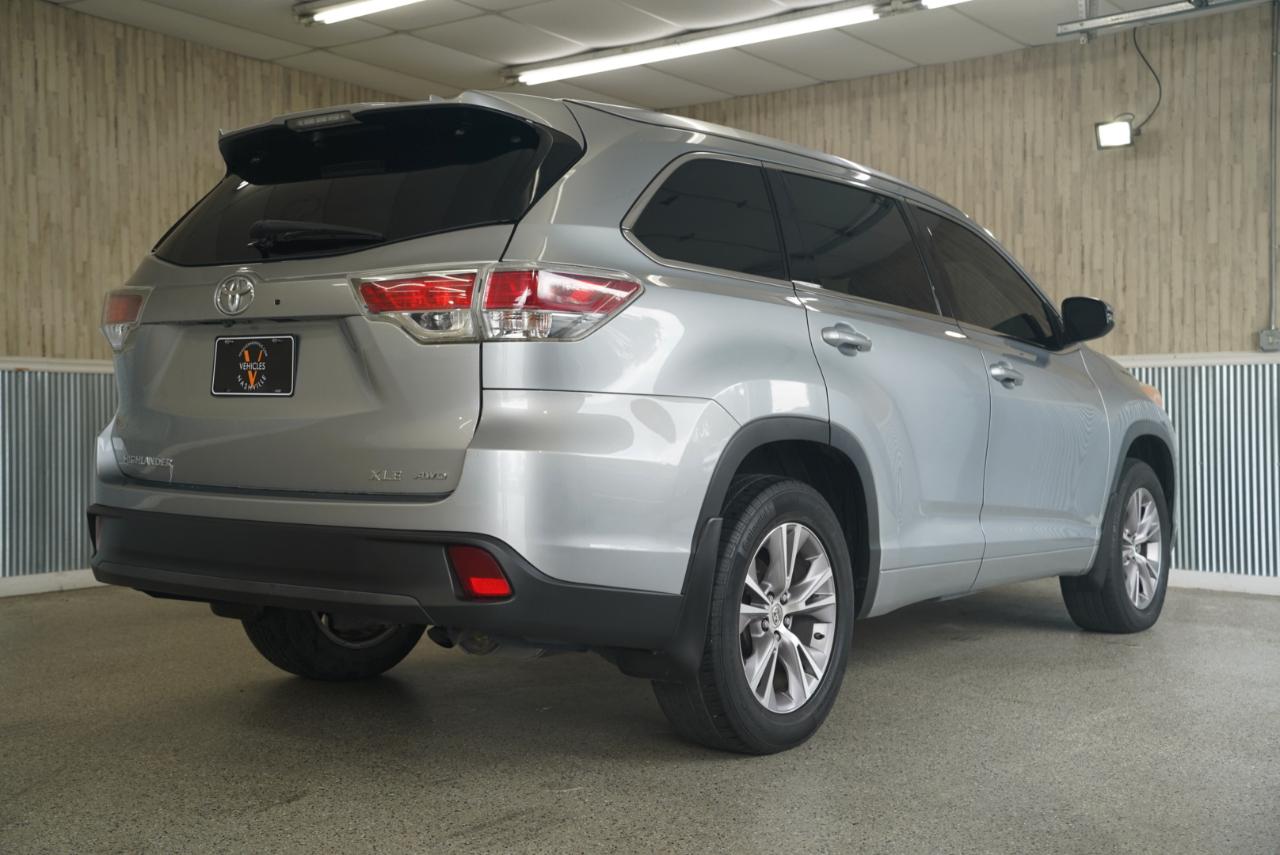 Toyota Highlander AWD 4dr V6 XLE (Natl) 2014