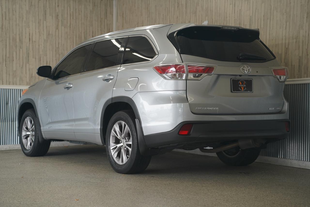 Toyota Highlander AWD 4dr V6 XLE (Natl) 2014
