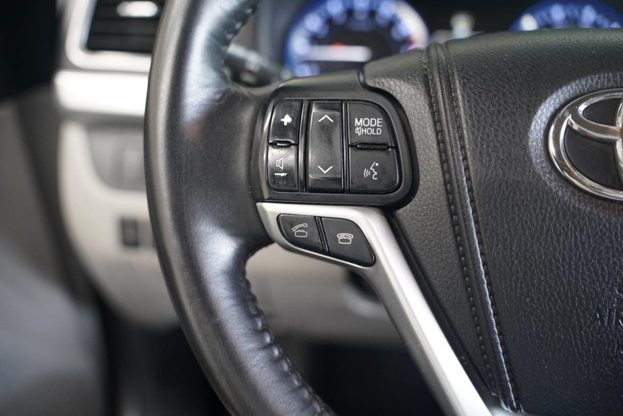 Toyota Highlander AWD 4dr V6 XLE (Natl) 2014