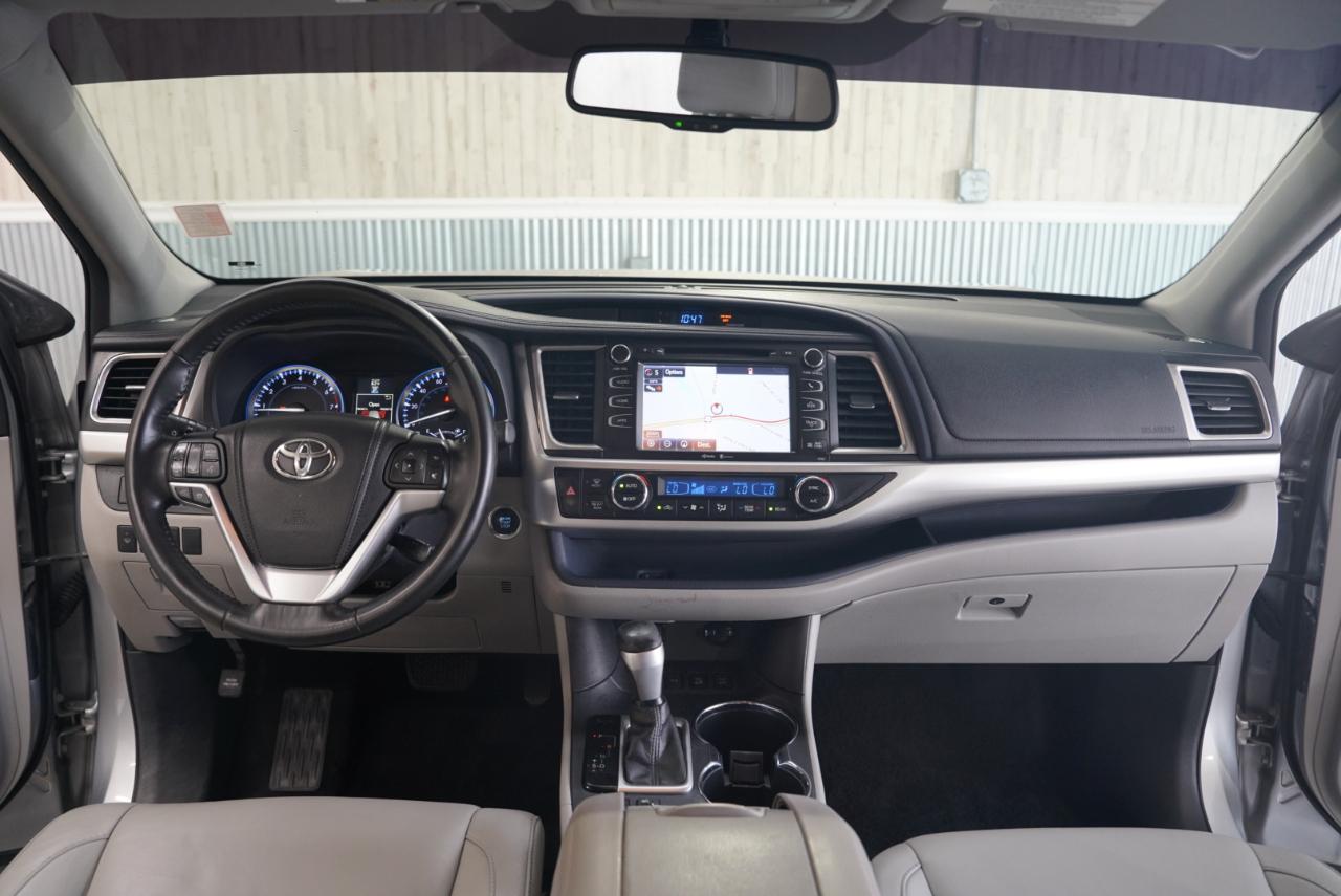 Toyota Highlander AWD 4dr V6 XLE (Natl) 2014