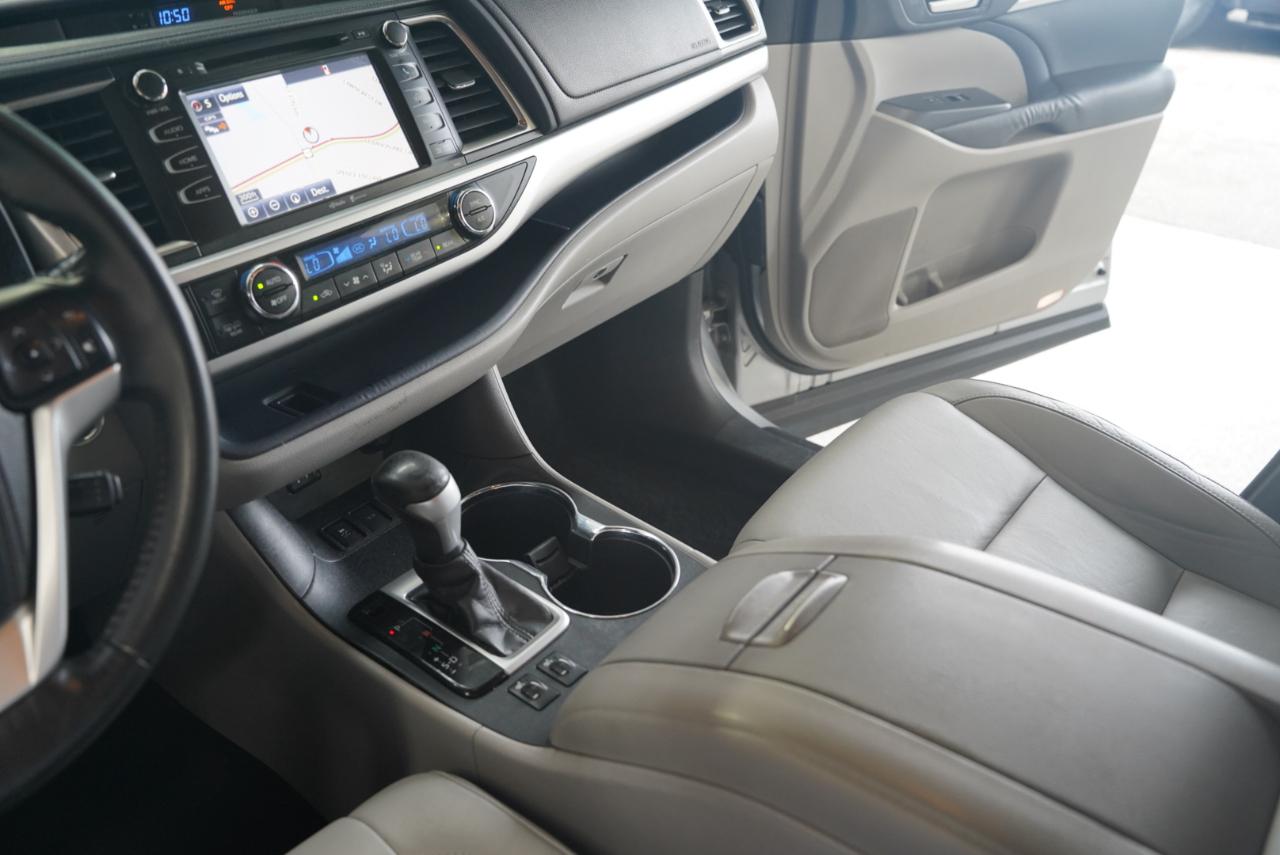 Toyota Highlander AWD 4dr V6 XLE (Natl) 2014