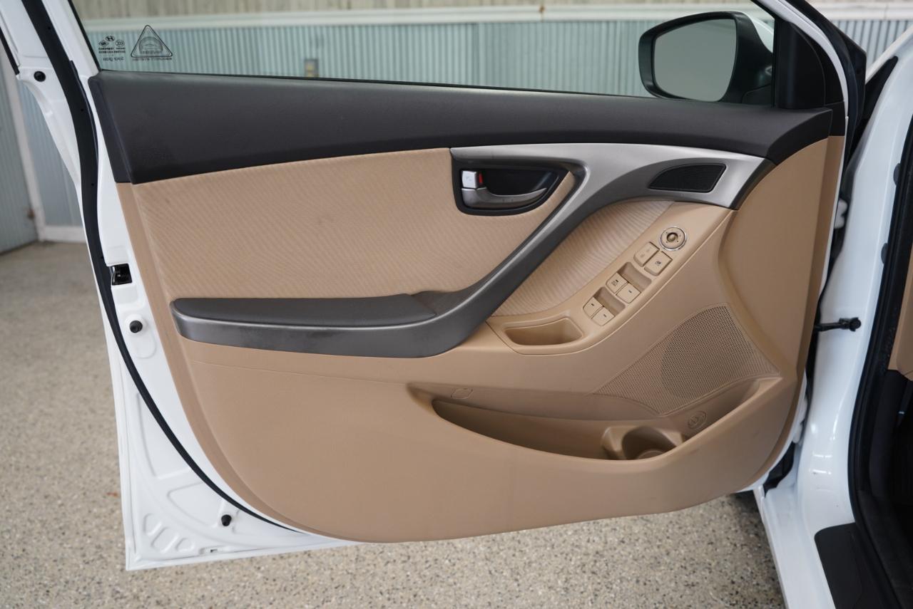 Hyundai Elantra 4dr Sdn Auto GLS (Alabama Plant) 2012