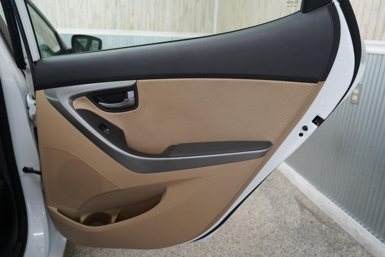 Hyundai Elantra 4dr Sdn Auto GLS (Alabama Plant) 2012