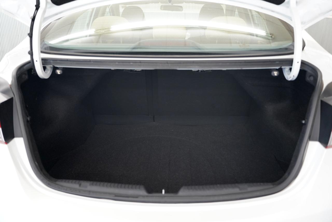Hyundai Elantra 4dr Sdn Auto GLS (Alabama Plant) 2012