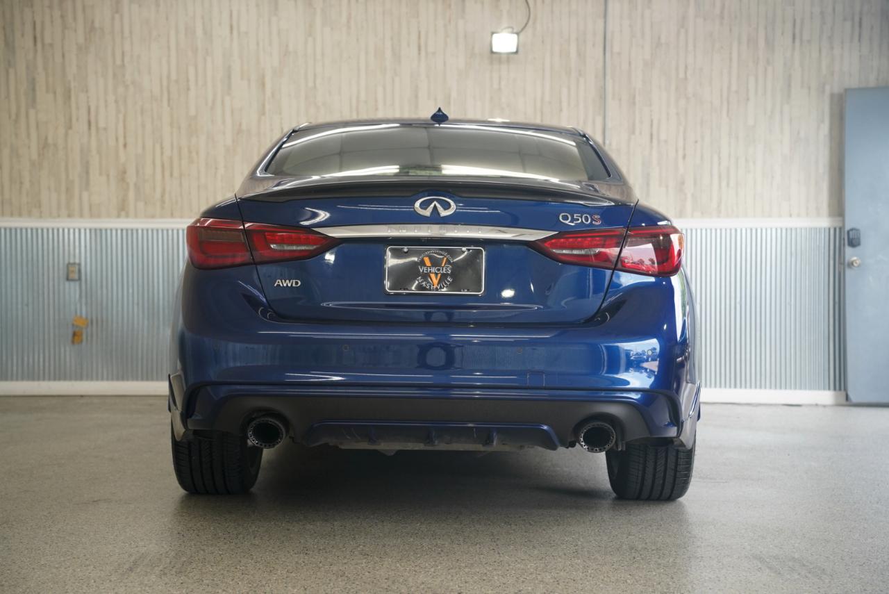 Infiniti Q50 Red Sport 400 AWD 2019