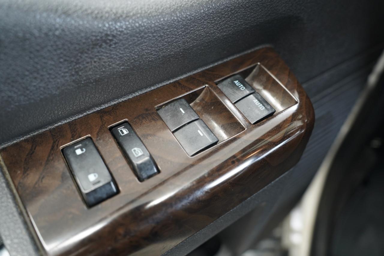 Ford Super Duty F-350 SRW  2014