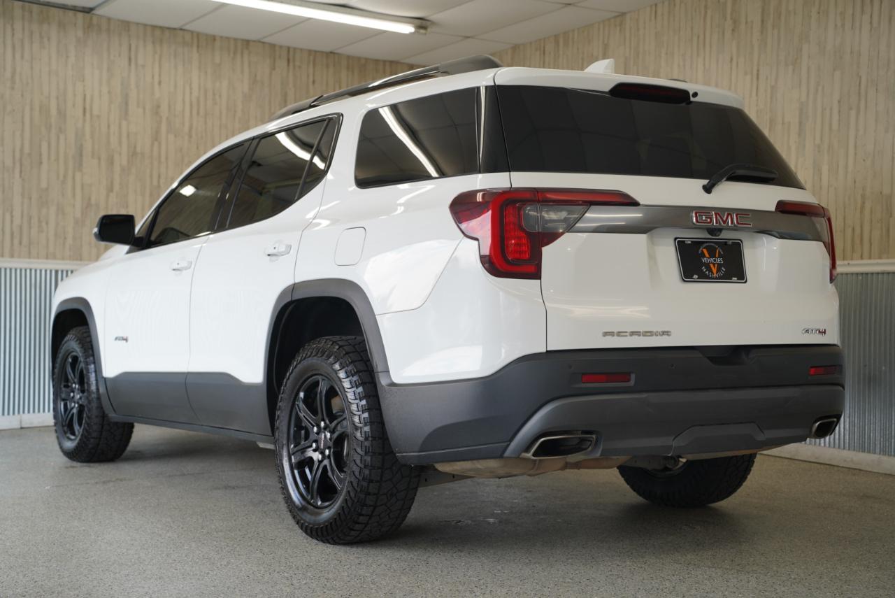 GMC Acadia AWD 4dr AT4 2023