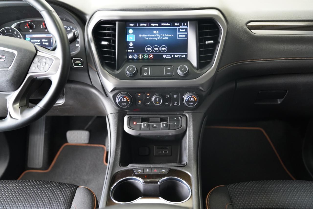 GMC Acadia AWD 4dr AT4 2023