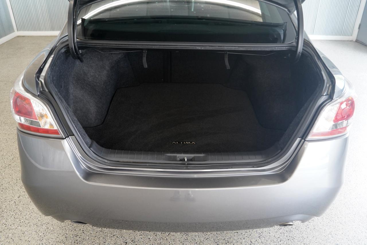 Nissan Altima 4dr Sdn I4 2.5 S 2015