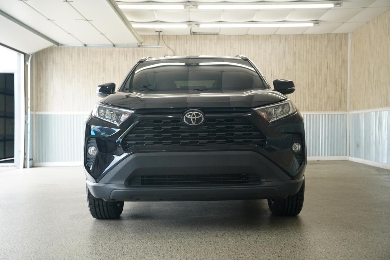 Toyota RAV4 XLE Premium AWD (Natl) 2021
