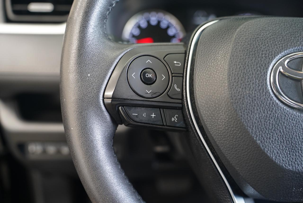 Toyota RAV4 XLE Premium AWD (Natl) 2021