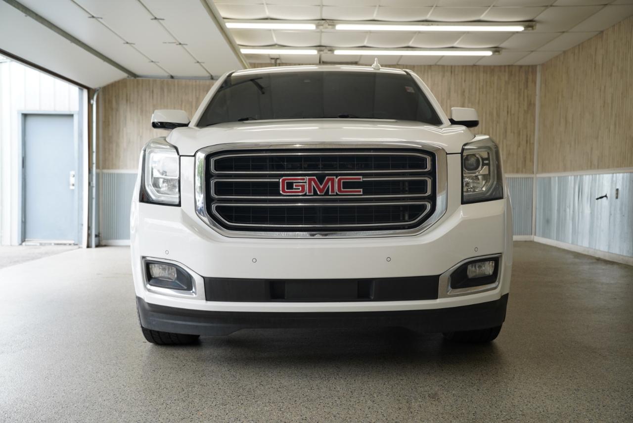 GMC Yukon XL 4WD 4dr SLT 2017