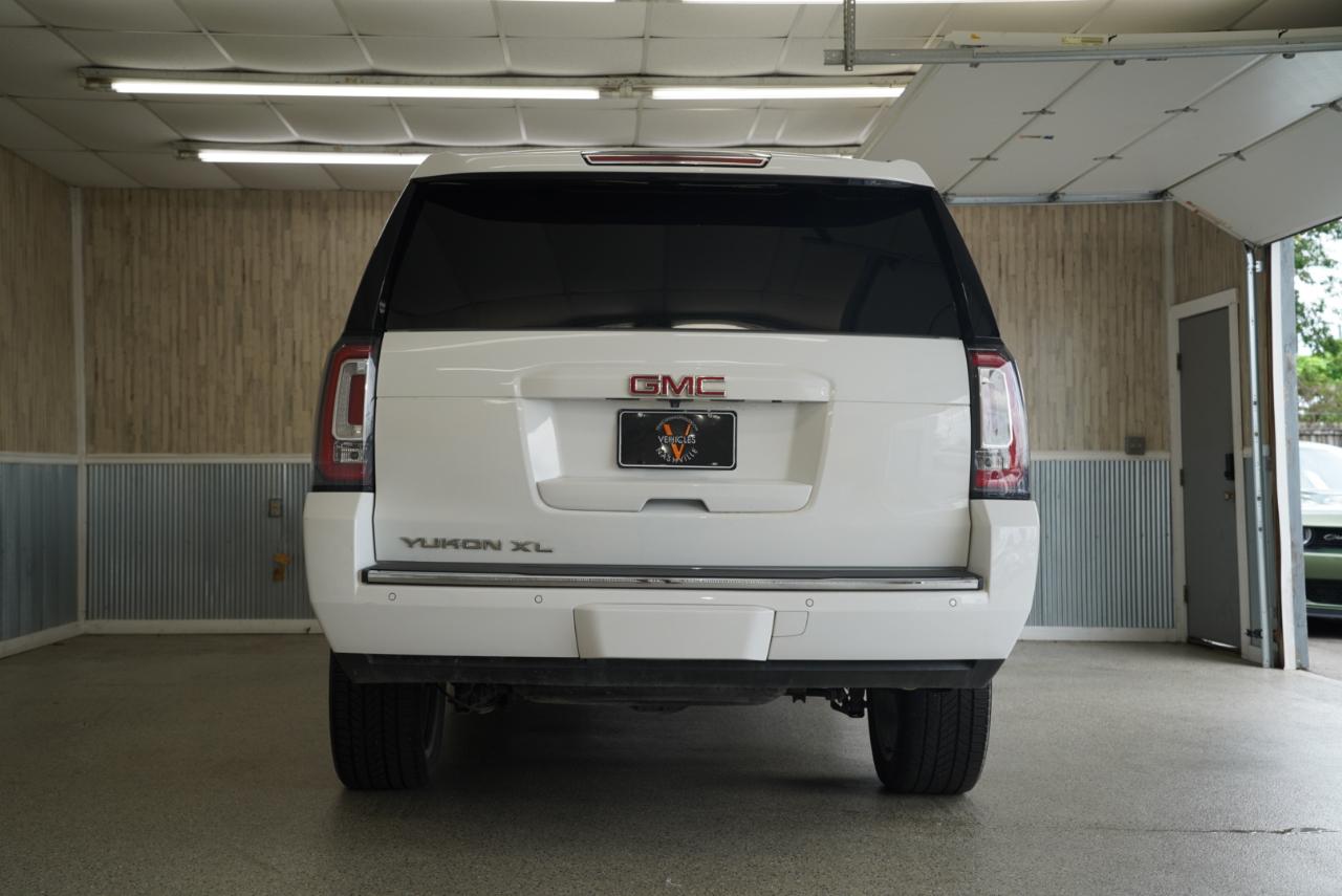 GMC Yukon XL 4WD 4dr SLT 2017
