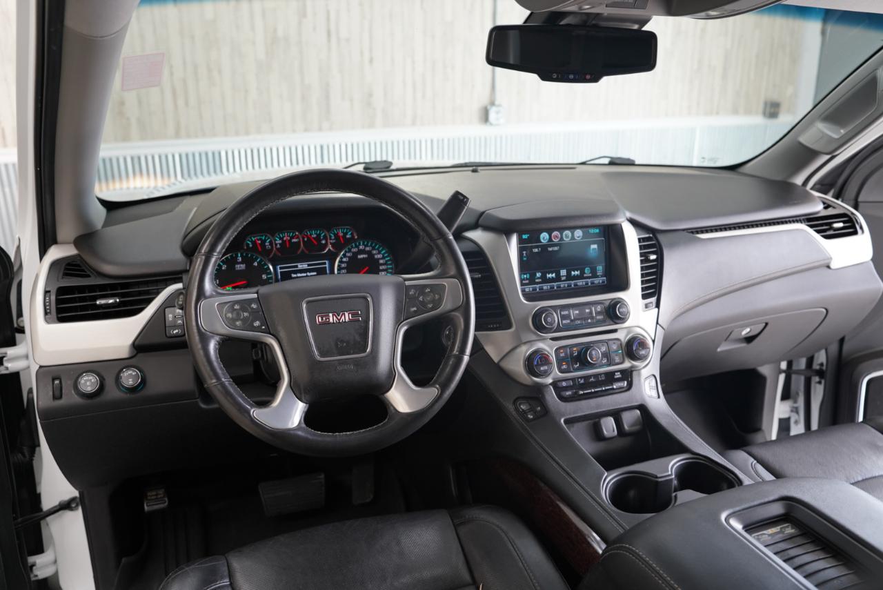 GMC Yukon XL 4WD 4dr SLT 2017