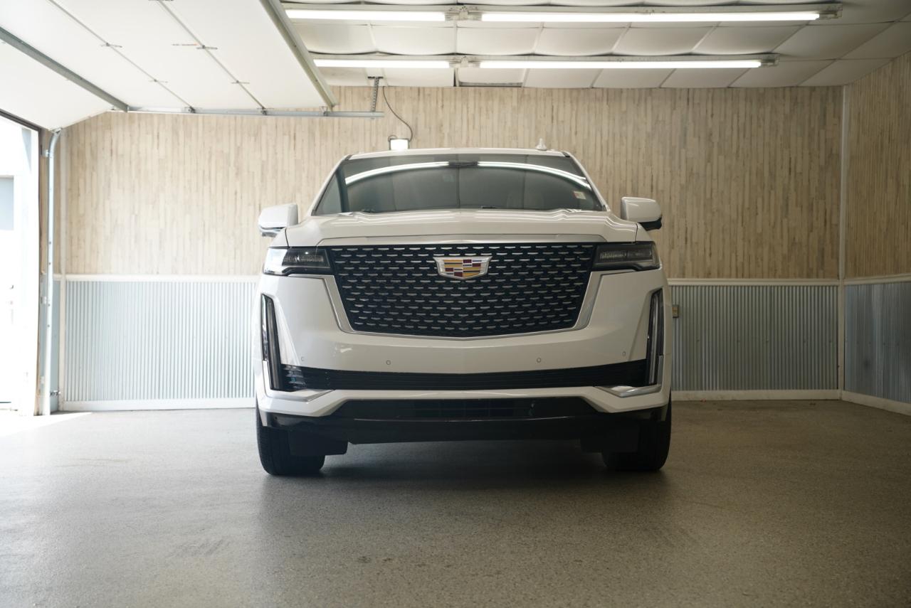 Cadillac Escalade 4WD 4dr Premium Luxury 2021
