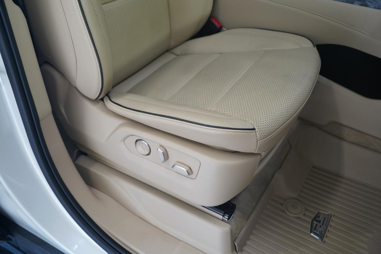 Cadillac Escalade 4WD 4dr Premium Luxury 2021