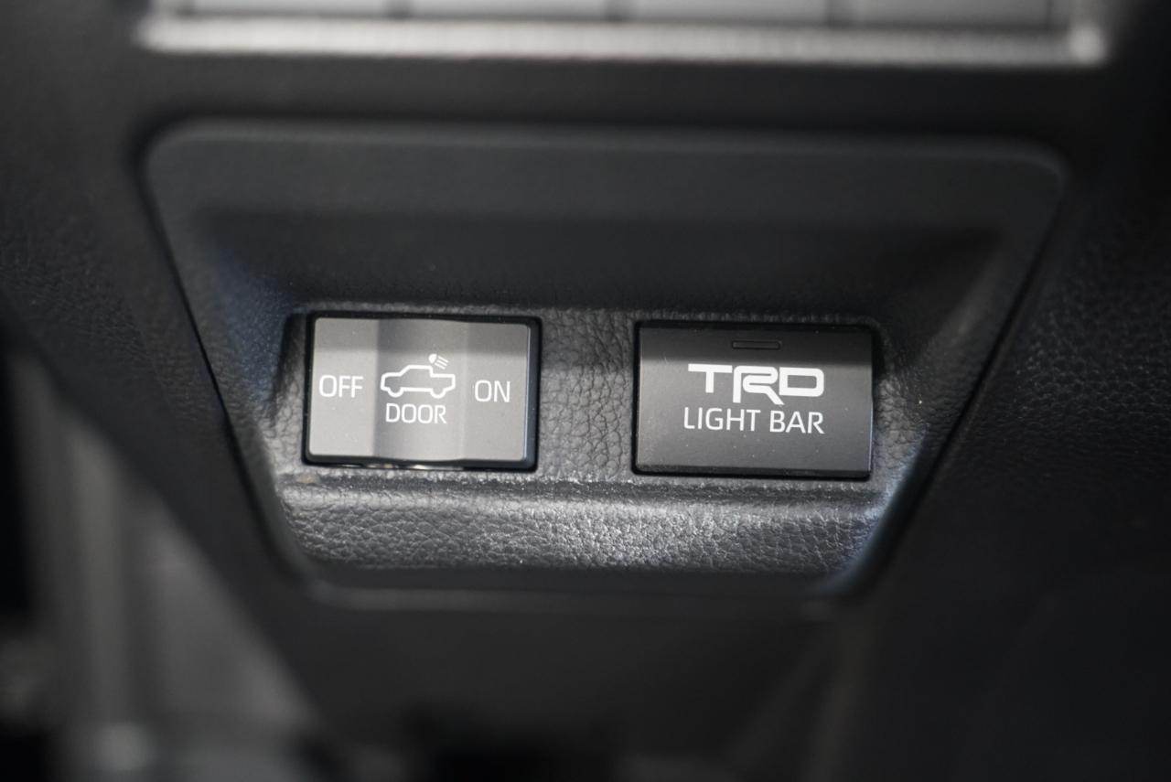 Toyota Tacoma 4WD  2025