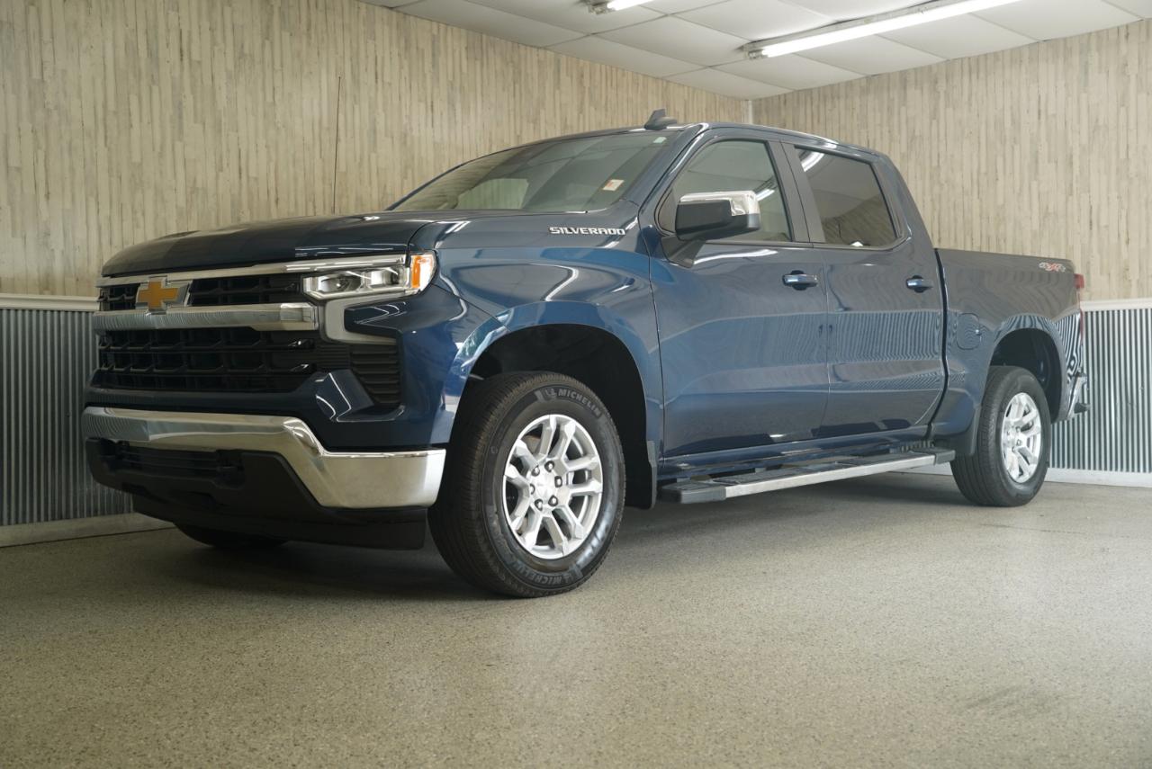 Chevrolet Silverado 1500 4WD Crew Cab 147" LT w/2FL 2022