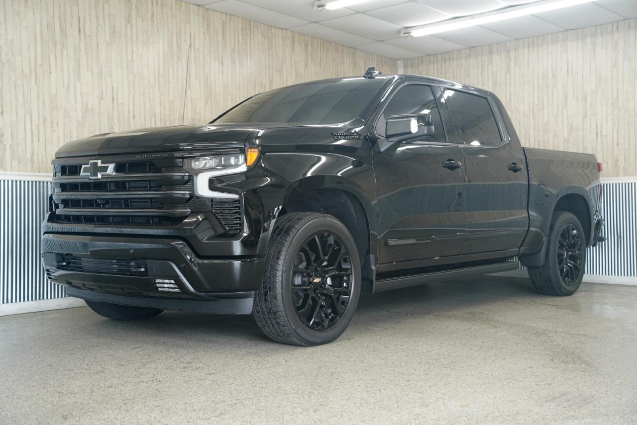 Chevrolet Silverado 1500 4WD Crew Cab 147" High Country 2025