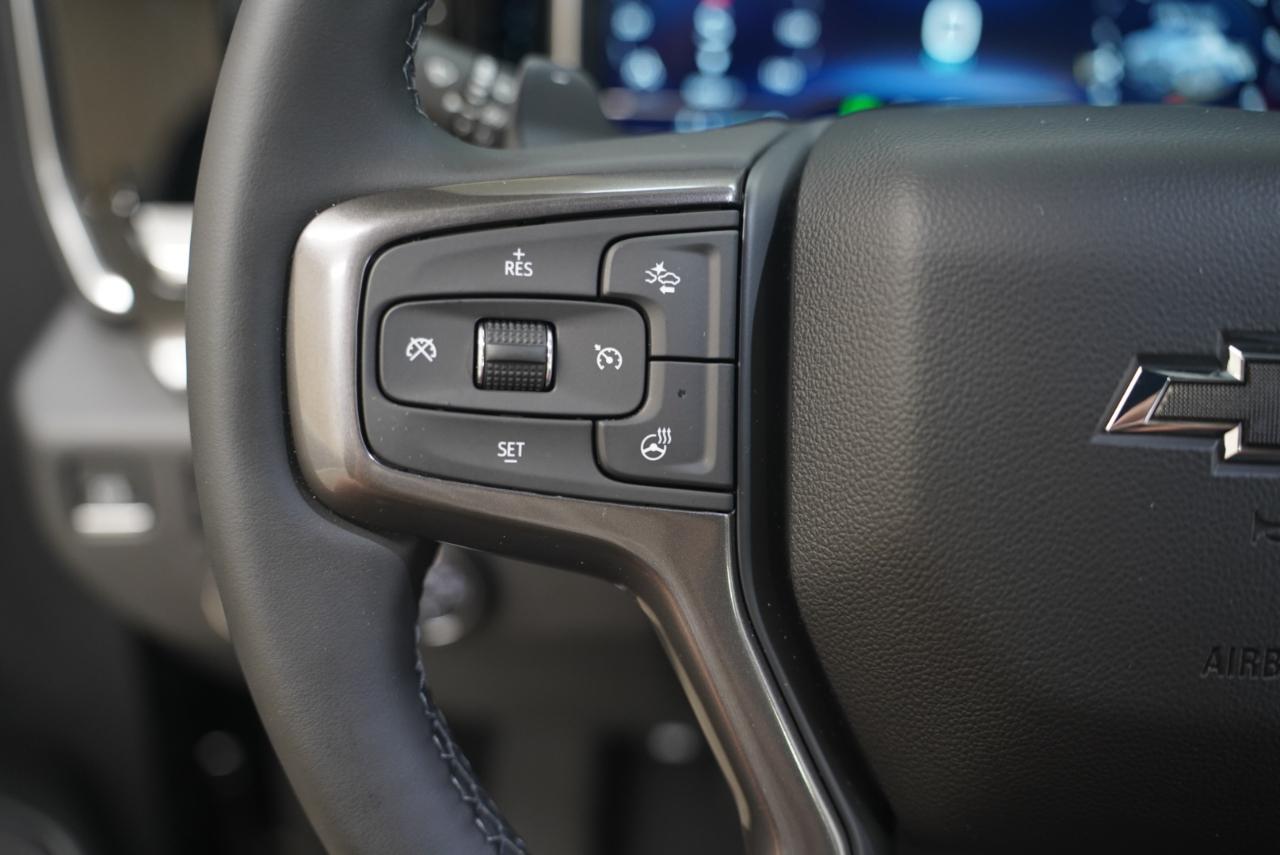 Chevrolet Silverado 1500 4WD Crew Cab 147" High Country 2025