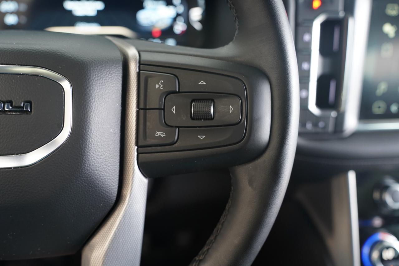 GMC Yukon 4WD 4dr Denali 2023