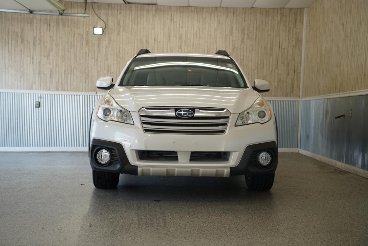 Subaru Outback 4dr Wgn H4 Auto 2.5i Limited 2013