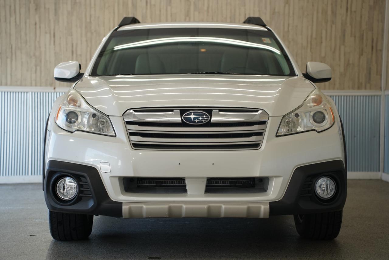 Subaru Outback 4dr Wgn H4 Auto 2.5i Limited 2013