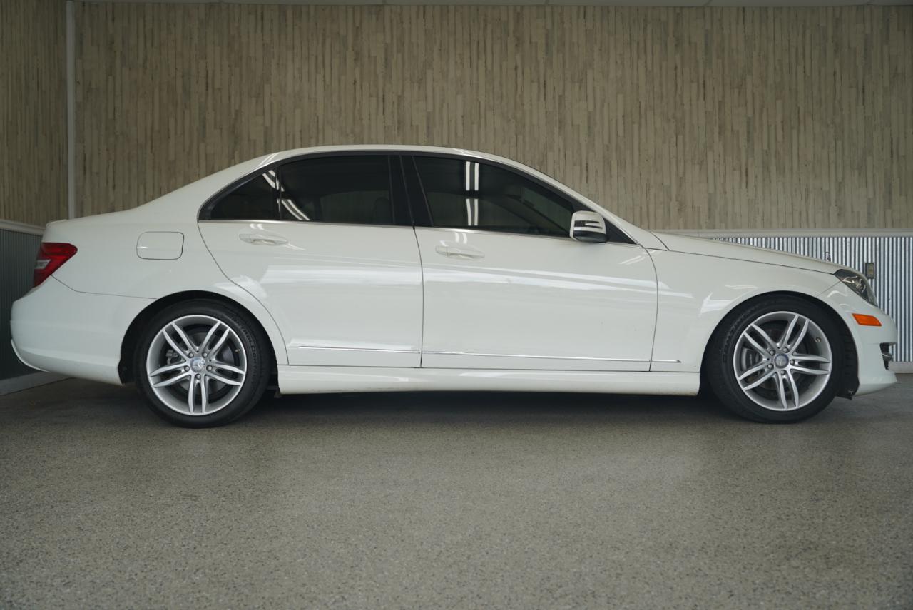 Mercedes-Benz C-Class 4dr Sdn C 300 Sport 4MATIC 2012