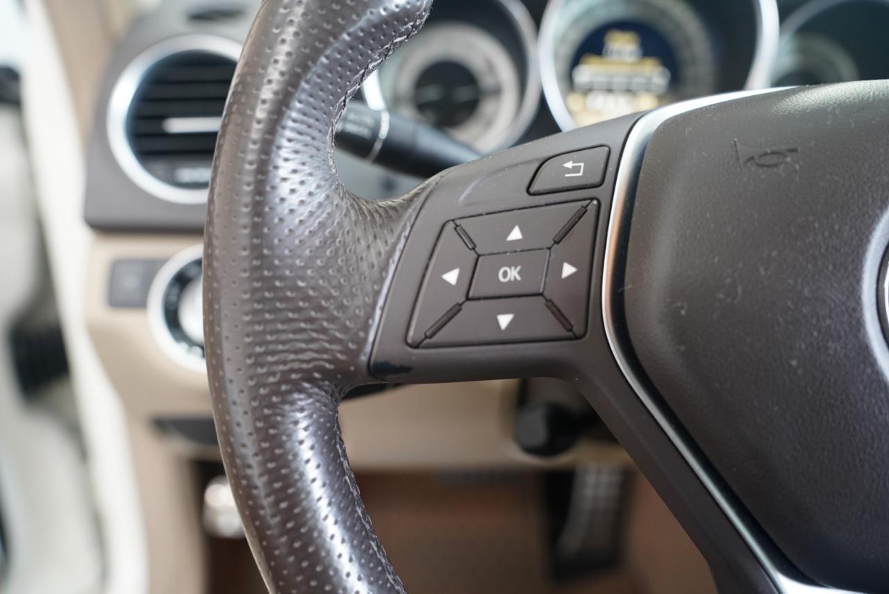 Mercedes-Benz C-Class 4dr Sdn C 300 Sport 4MATIC 2012