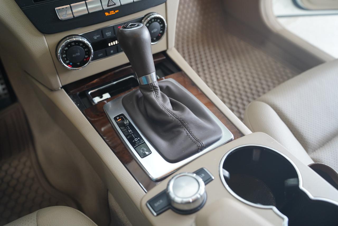 Mercedes-Benz C-Class 4dr Sdn C 300 Sport 4MATIC 2012