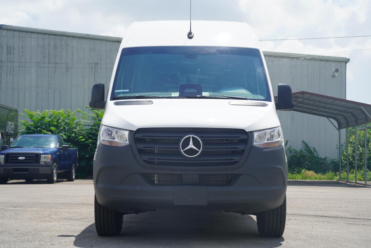Mercedes-Benz Sprinter Cargo Van 2500 High Roof I4 Diesel 170" RWD 2025