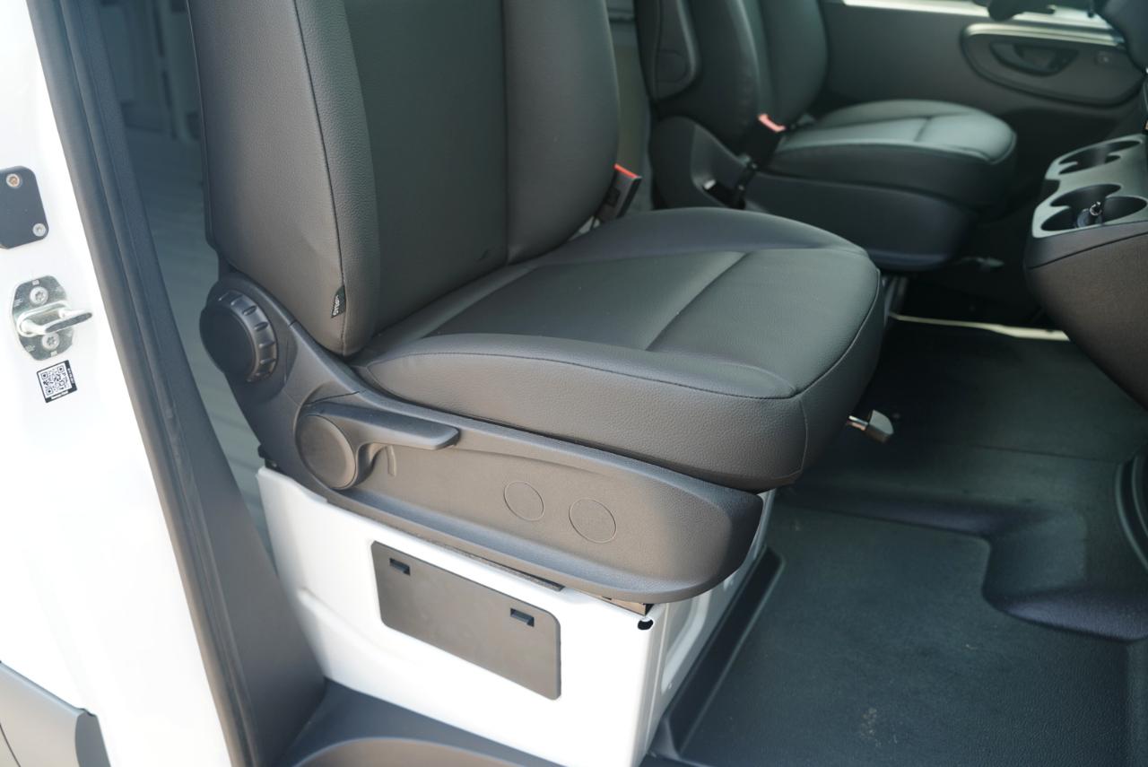 Mercedes-Benz Sprinter Cargo Van 2500 High Roof I4 Diesel 170" RWD 2025