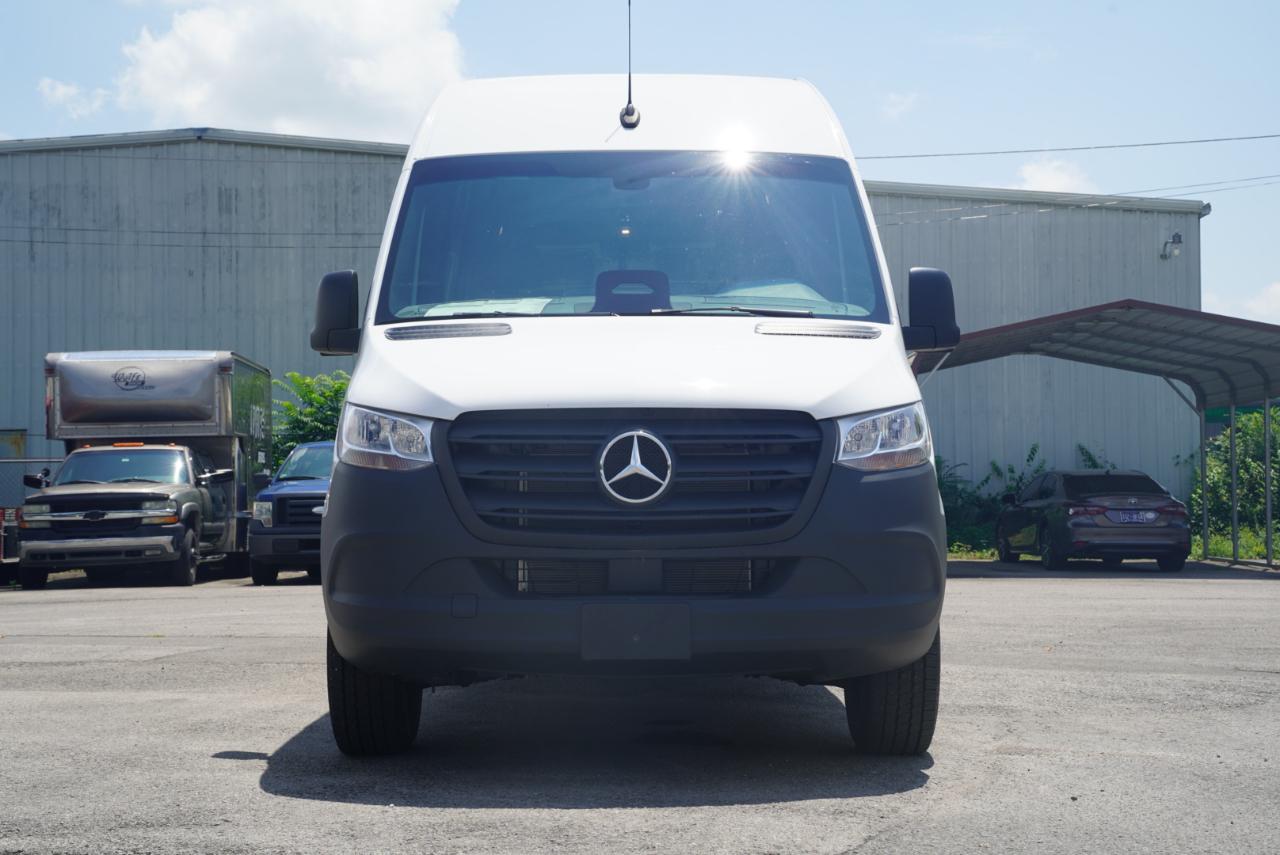 Mercedes-Benz Sprinter Cargo Van 2500 High Roof I4 Diesel 170" RWD 2025