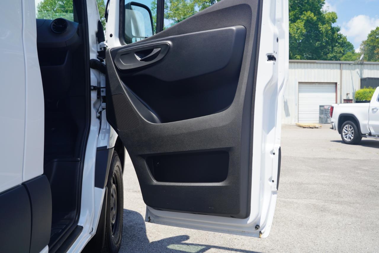 Mercedes-Benz Sprinter Cargo Van 2500 High Roof I4 Diesel 170" RWD 2025