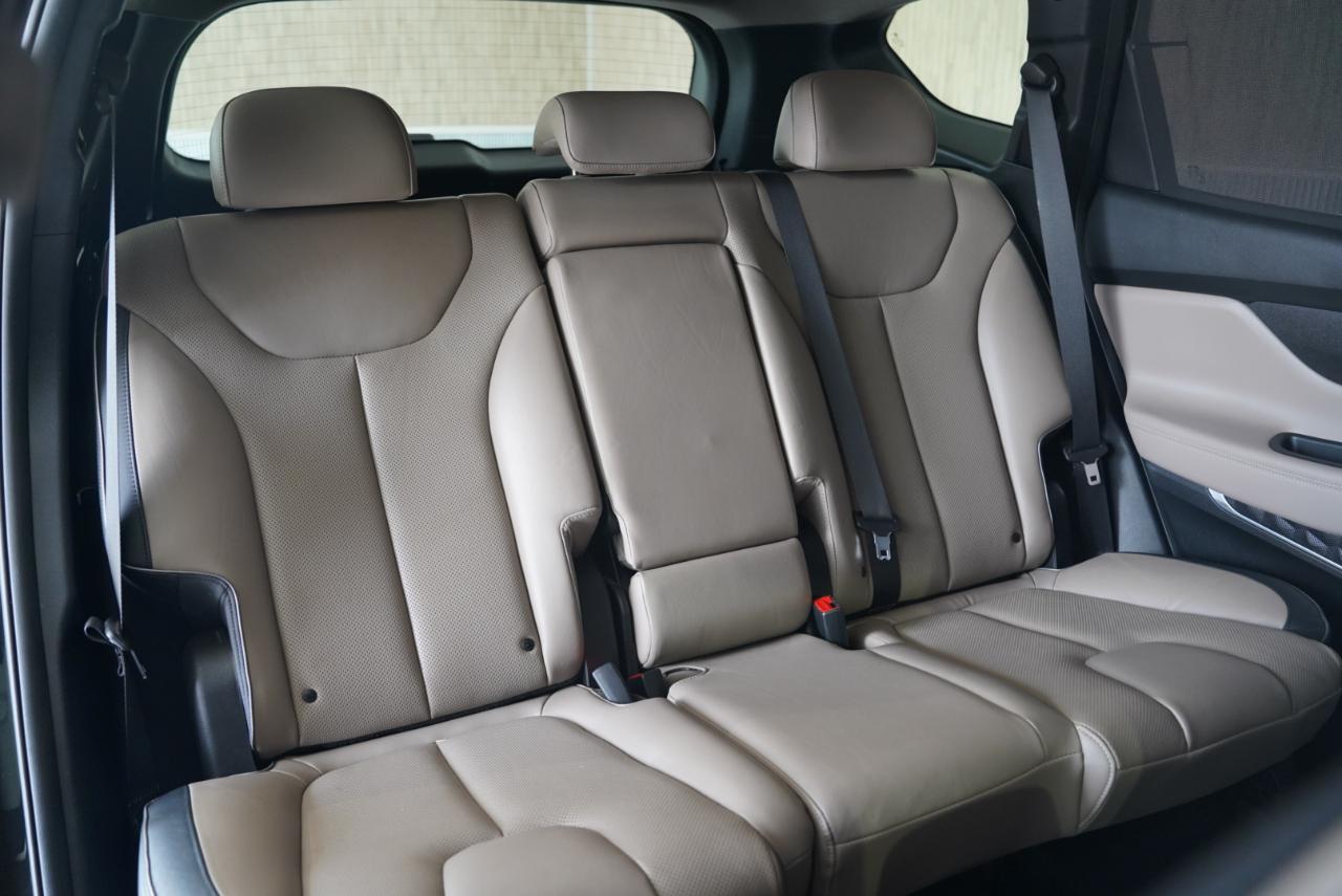Hyundai Santa Fe Limited FWD 2023