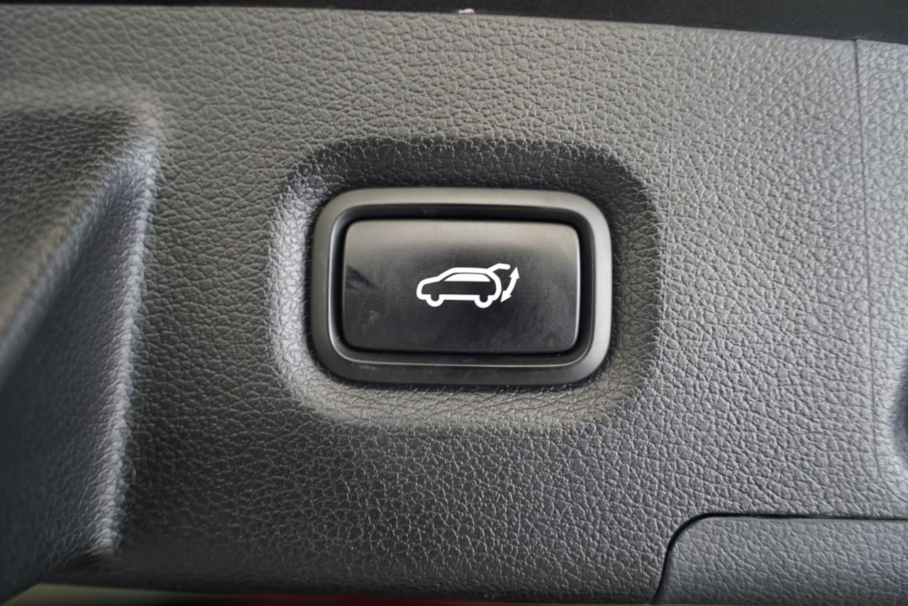 Hyundai Santa Fe Limited FWD 2023